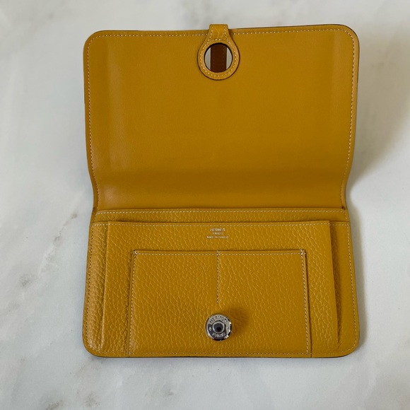 HERMES Style Bifold Wallet - Picture 8 of 10